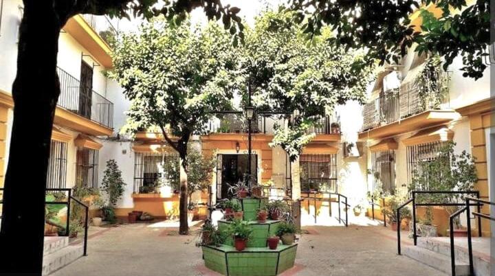 Roberta'S Guest House Sevilla Dış mekan fotoğraf
